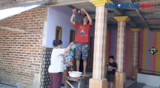 Tradisi Tolak Bala Pasang...