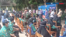 Ribuan Pelajar SMP di...