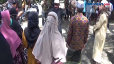Warga di Asahan Sumatra...