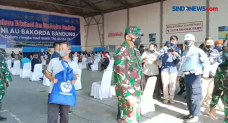 KSAU Tinjau Vaksinasi...