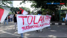 Demo Tolak Perpanjangan...