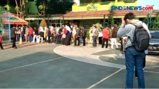 Antrean Terjadi, Warga...