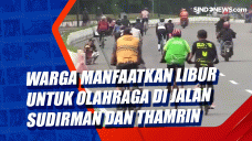 Warga Manfaatkan Libur...
