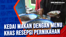 Kedai Makan dengan Menu...