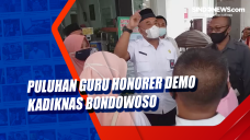 Puluhan Guru Honorer...