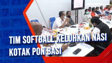 Tim Softball Keluhkan...