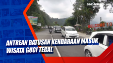 Antrean Ratusan Kendaraan...
