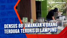 Densus 88 Amankan 4...