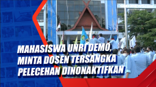 Mahasiswa Unri Demo,...