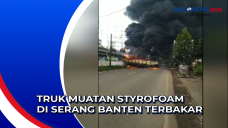 Truk Muatan Styrofoam...
