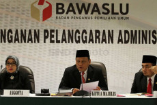 Penundaan Pilkada 2020,...