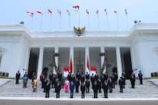 Keputusan Hapus THR...