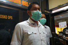 Sadis! Adik Tega Tikam...