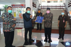 Lawan Corona, siswa...
