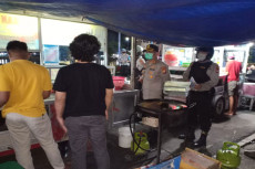 Warga dan Pedagang yang...