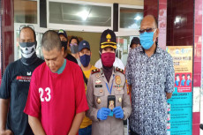 Mengaku Polisi Berpangkat...