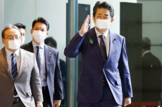 Pandemi Memburuk, Jepang...
