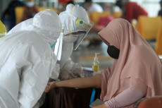 Usai Jalani Rapid Test,...