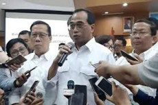 Menhub Budi Karya Jalani...