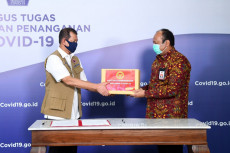 Bantu Penanganan Corona,...