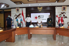 Gandeng PMI, Aetra Akan...