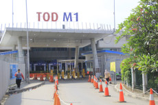 Setelah Skytrain, Gerbang...