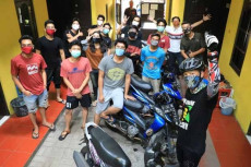 Ganjar Dicurhati Mahasiswa...