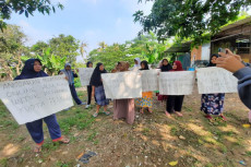 Protes Kartu Prakerja,...