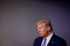 Iran pada Trump: Berhenti...
