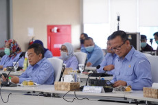 Imbas Pandemi Covid-19,...