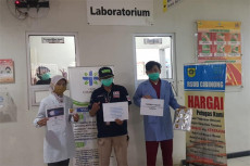 TOSCA Bagi-bagi Vitamin...