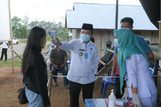 Jika Suhu Badan Tinggi,...