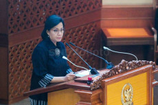 Sri Mulyani Evaluasi...