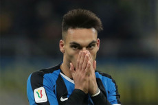 Capello Sarankan Lautaro...