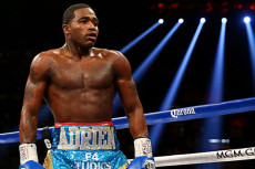 Adrien Broner Tuntut...