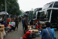 Larangan Mudik untuk...
