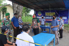 Curhat Kades di Gerbang...