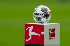 Liga Jerman: 10 Positif...