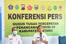 Hasil Tes Swab, 10 Tenaga...
