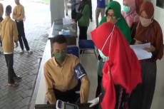 Mudik ke Kendal, Santri...