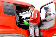 Dukungan Penuh UD Trucks...