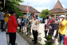 Semen Gresik Dukung...