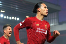 Van Dijk Disebut Sebagai...