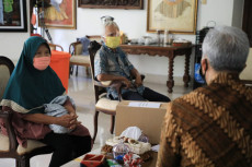 Cerita Kakek-Nenek di...