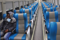 Kereta Luar Biasa Perdana...