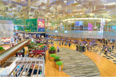 Bandara Changi Kembali...