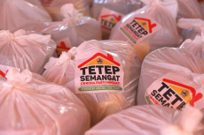 Paket Bansos COVID-19...