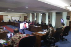 Perkuat Soliditas Pusat...