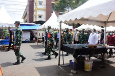 Pangdam Apresiasi Pasar...
