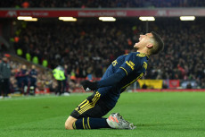 Torreira Jadi Buronan...